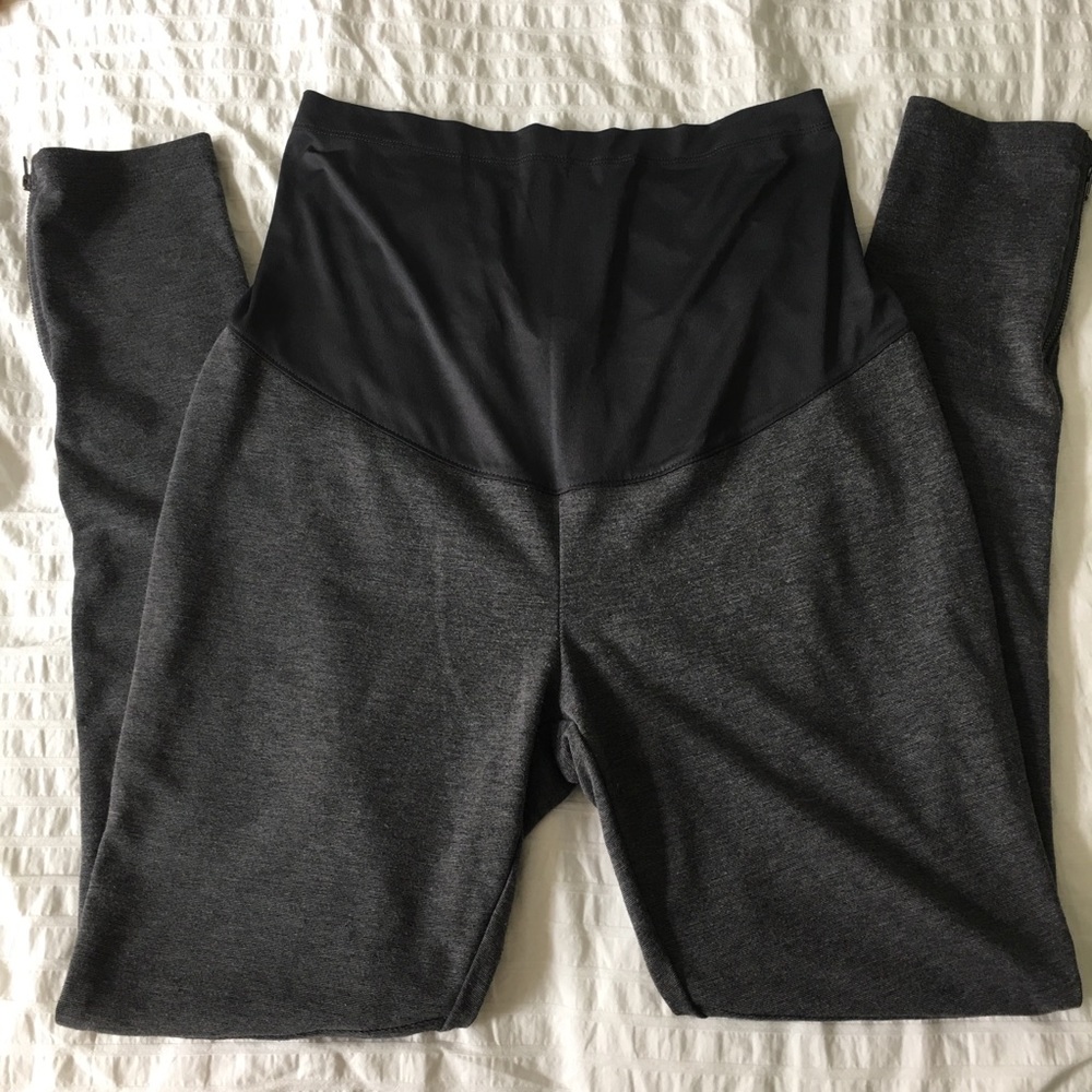 Liz Lange maternity grey zip-ankle leggings
